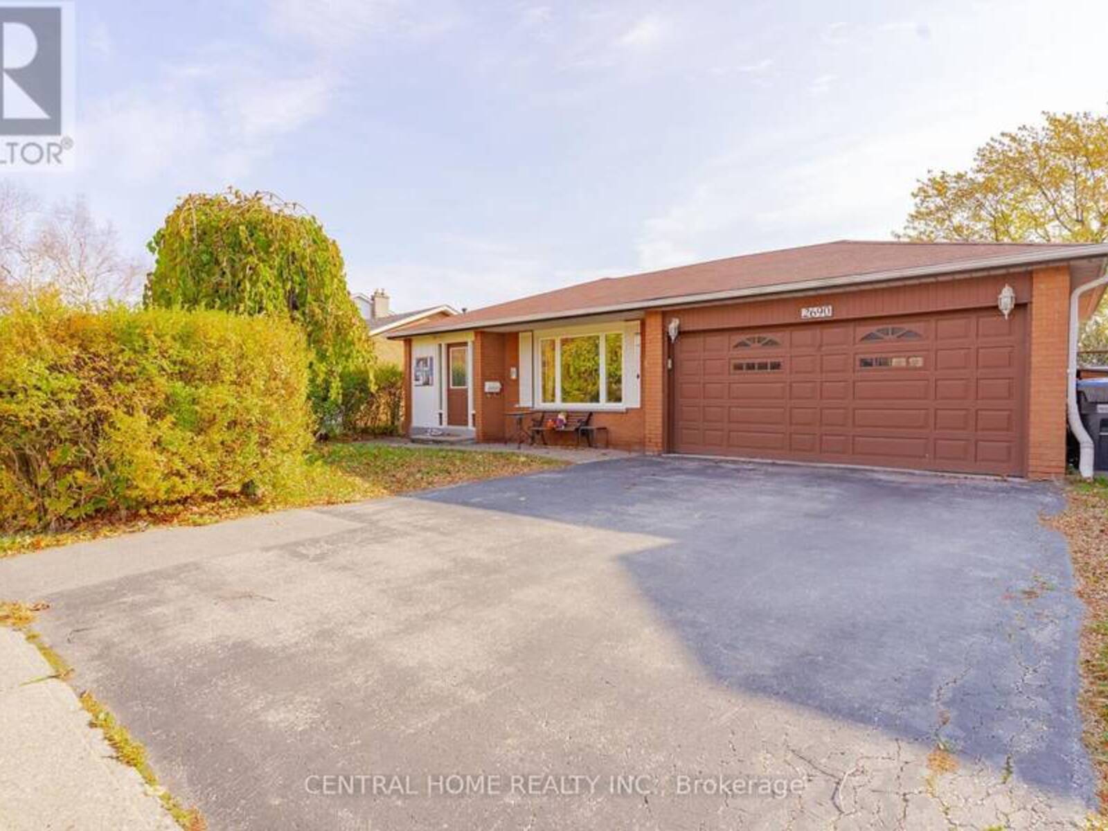 2690 CONSTABLE ROAD, Mississauga, Ontario L5J 1W4