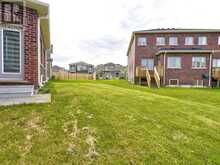 41 TRAILBANK GARDENS | Hamilton Ontario | Slide Image Thirty-seven