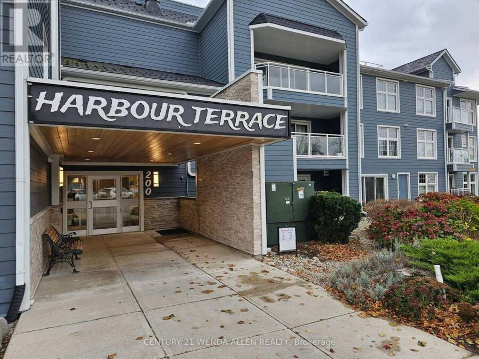 202 - 200 HARBOUR STREET, Kincardine, Ontario N2Z 3A3