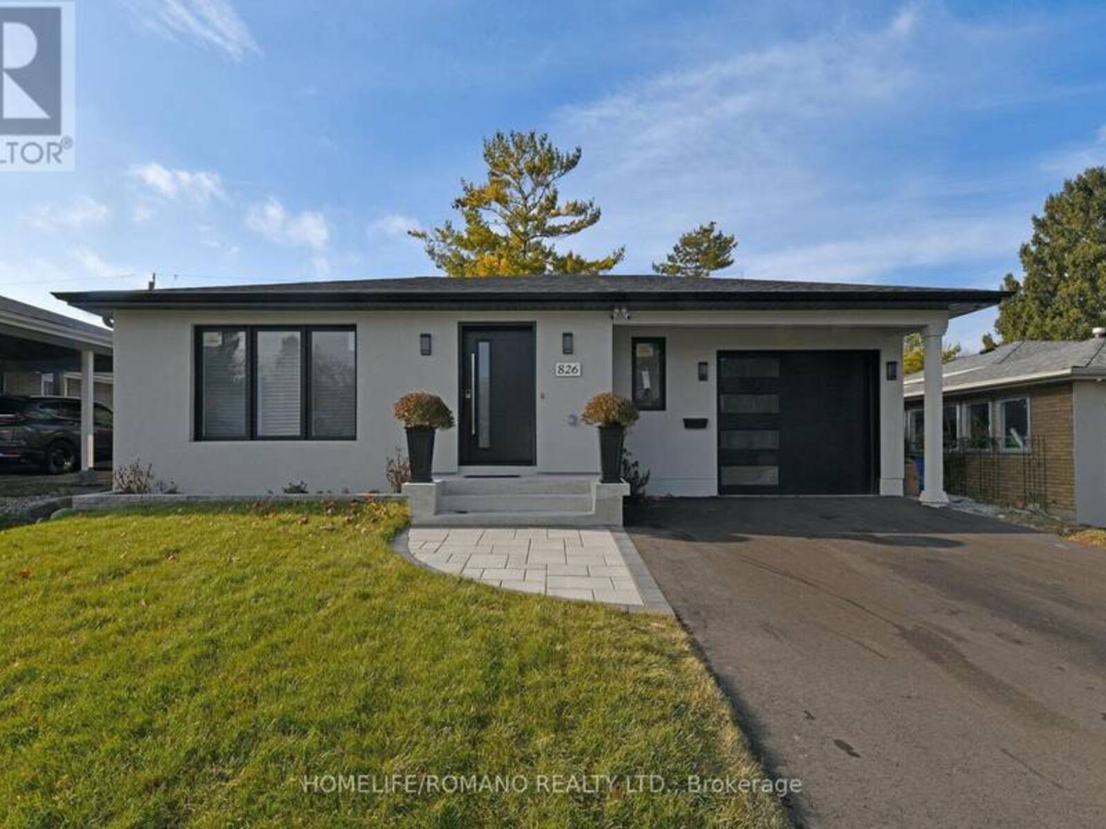 826 KROSNO BOULEVARD, Pickering, Ontario L1W 1G9