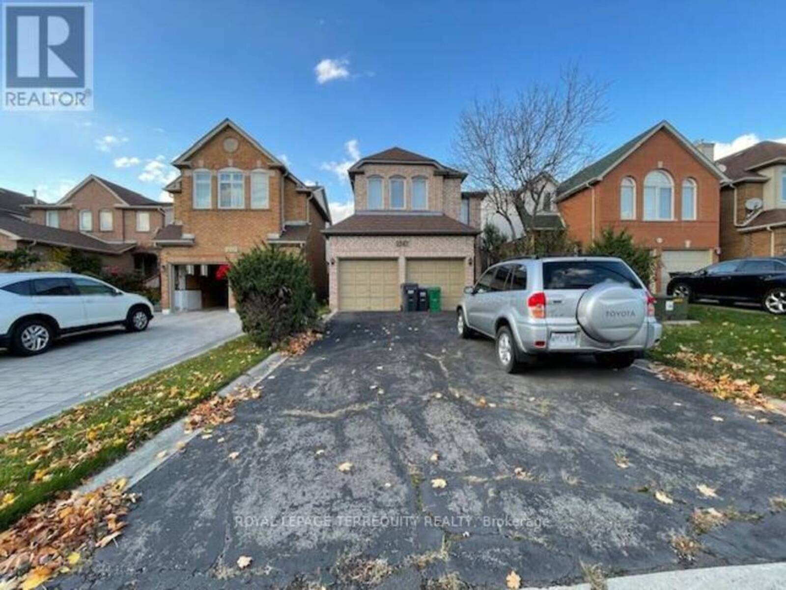 2547 ADVENT COURT, Mississauga, Ontario L5M 5L4