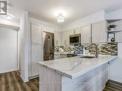 619 - 96 STRACHAN AVENUE Toronto Ontario, M6K 3M6