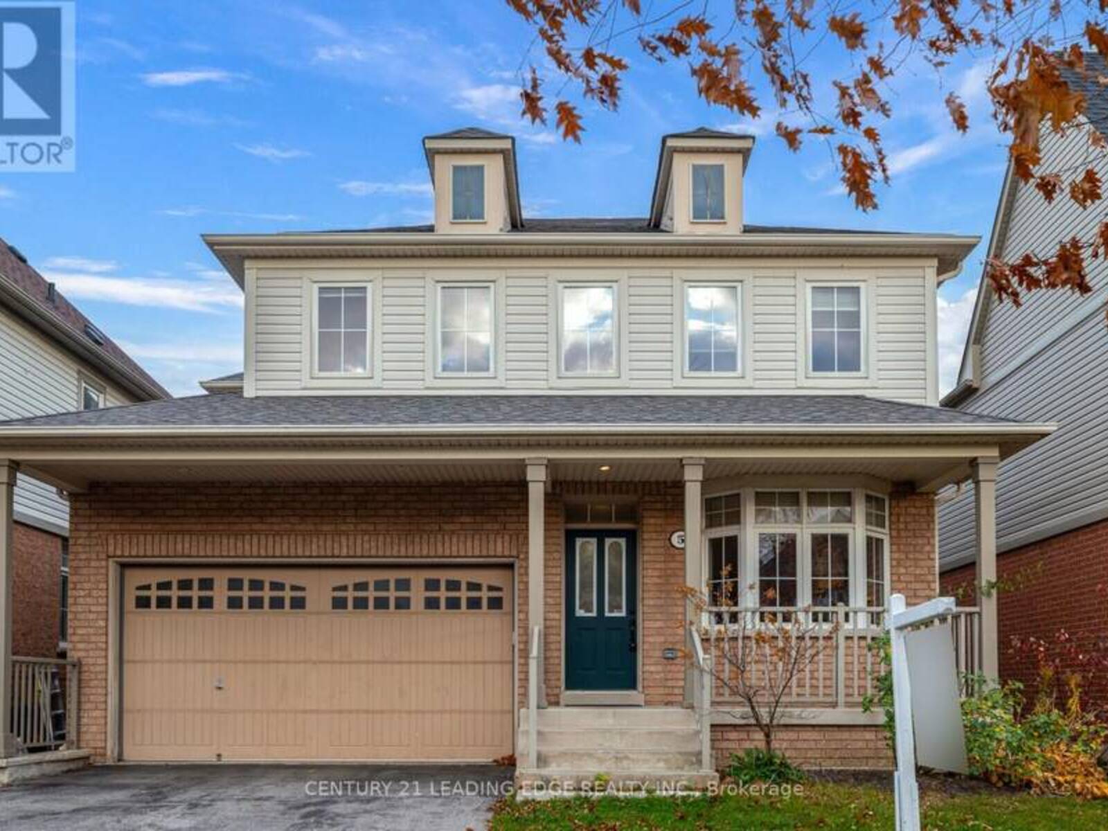 5 WOODBINE PLACE, Oshawa, Ontario L1L 1C5