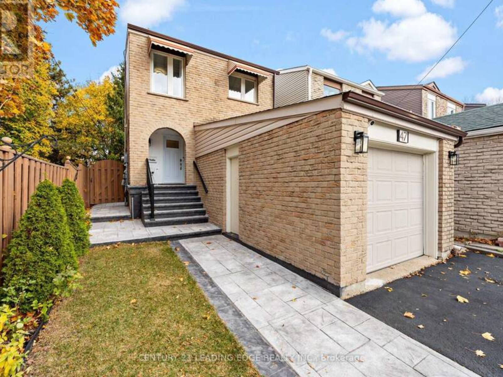 47 PEACHTREE PLACE, Vaughan, Ontario L4K 2C4