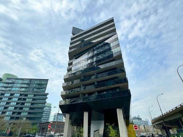 410 - 21 LAWREN HARRIS SQUARE Toronto Ontario, M5A 1T4