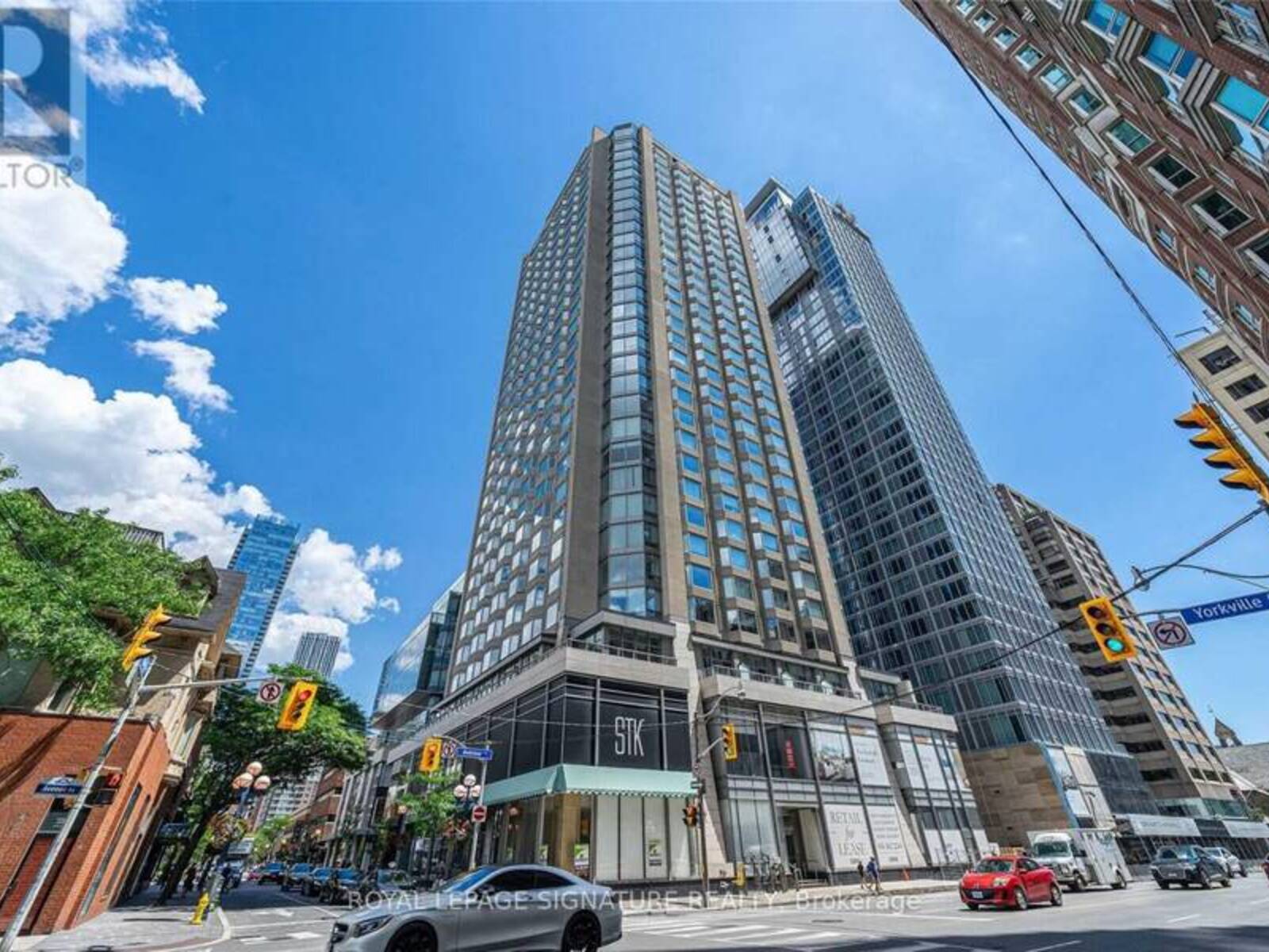 505 - 155 YORKVILLE AVENUE, Toronto, Ontario M5R 0B4