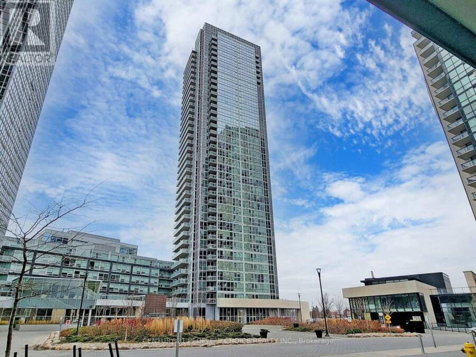 415 - 2908 HIGHWAY 7, Vaughan, Ontario L4K 0K5