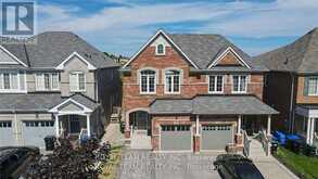 139 RUSSEL DRIVE W | Bradford West Gwillimbury Ontario | Slide Image One