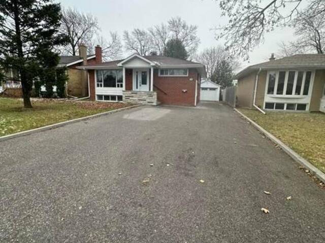 388 ALLEN COURT Richmond Hill Ontario, L4C 1G5