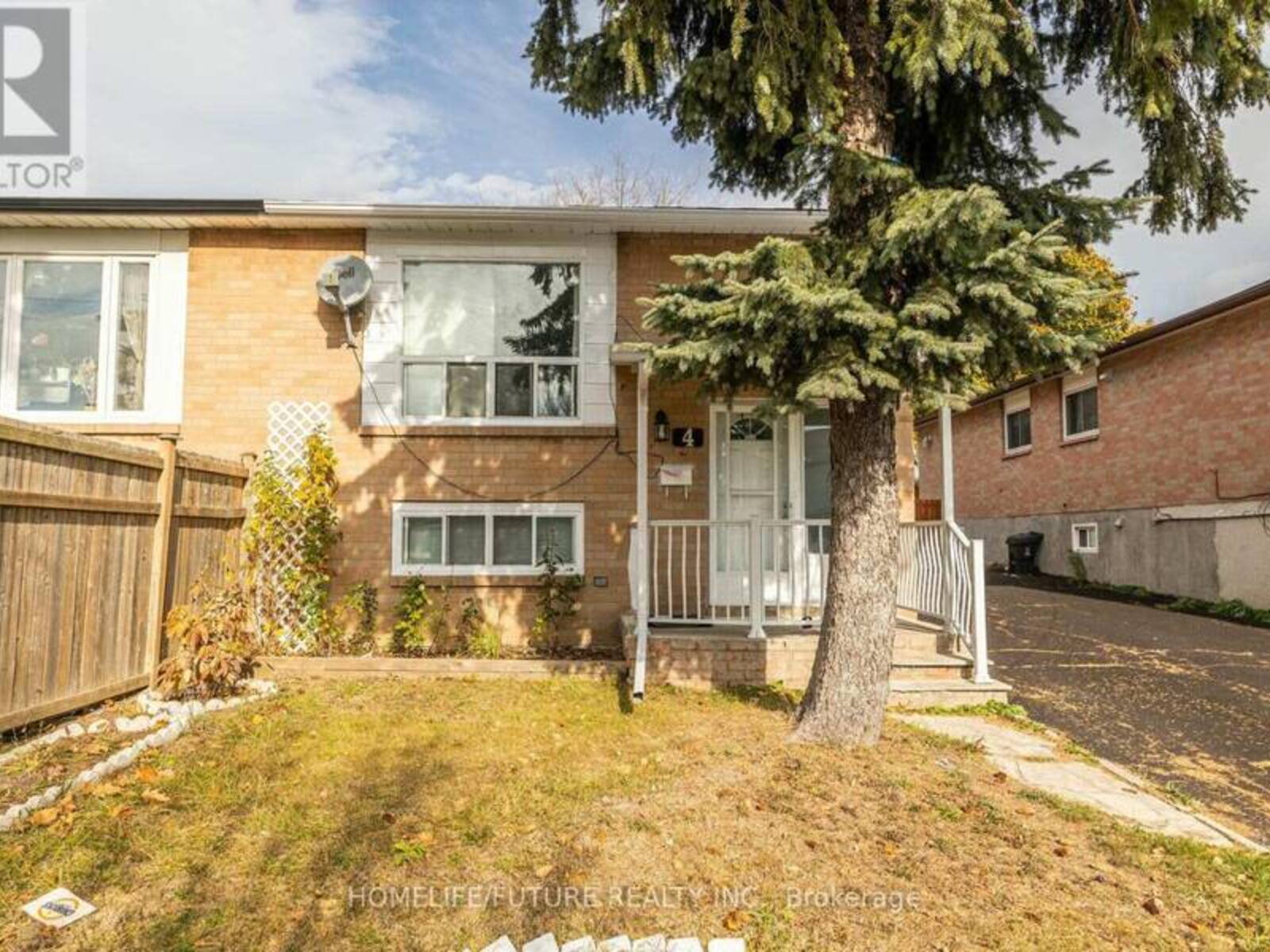 4 WICKSON TRAIL, Toronto, Ontario M1B 1M2