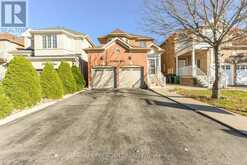 11 OXTAIL LANE | Brampton Ontario | Slide Image One