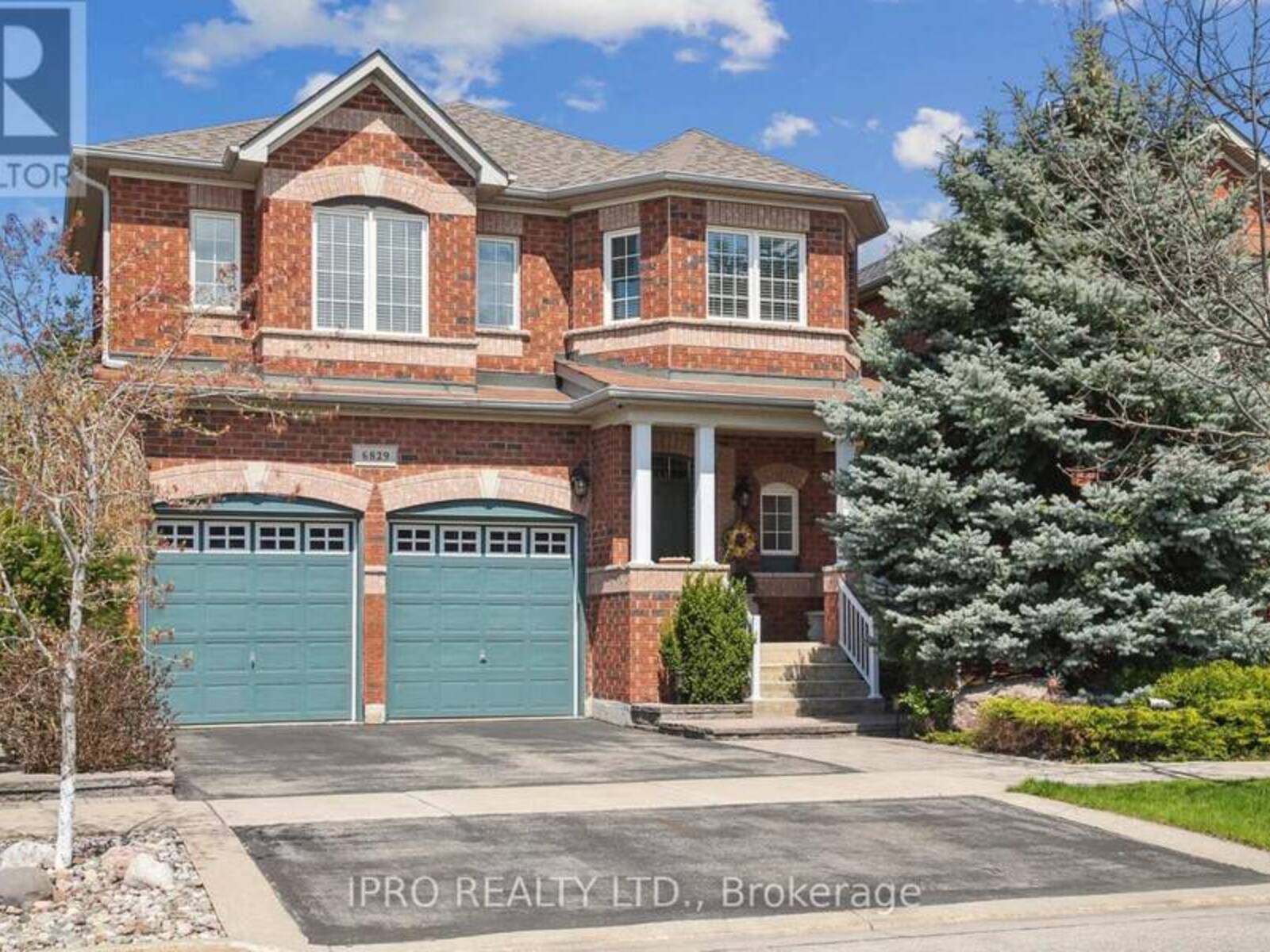 6829 GOLDEN HILLS WAY, Mississauga, Ontario L5W 1P3