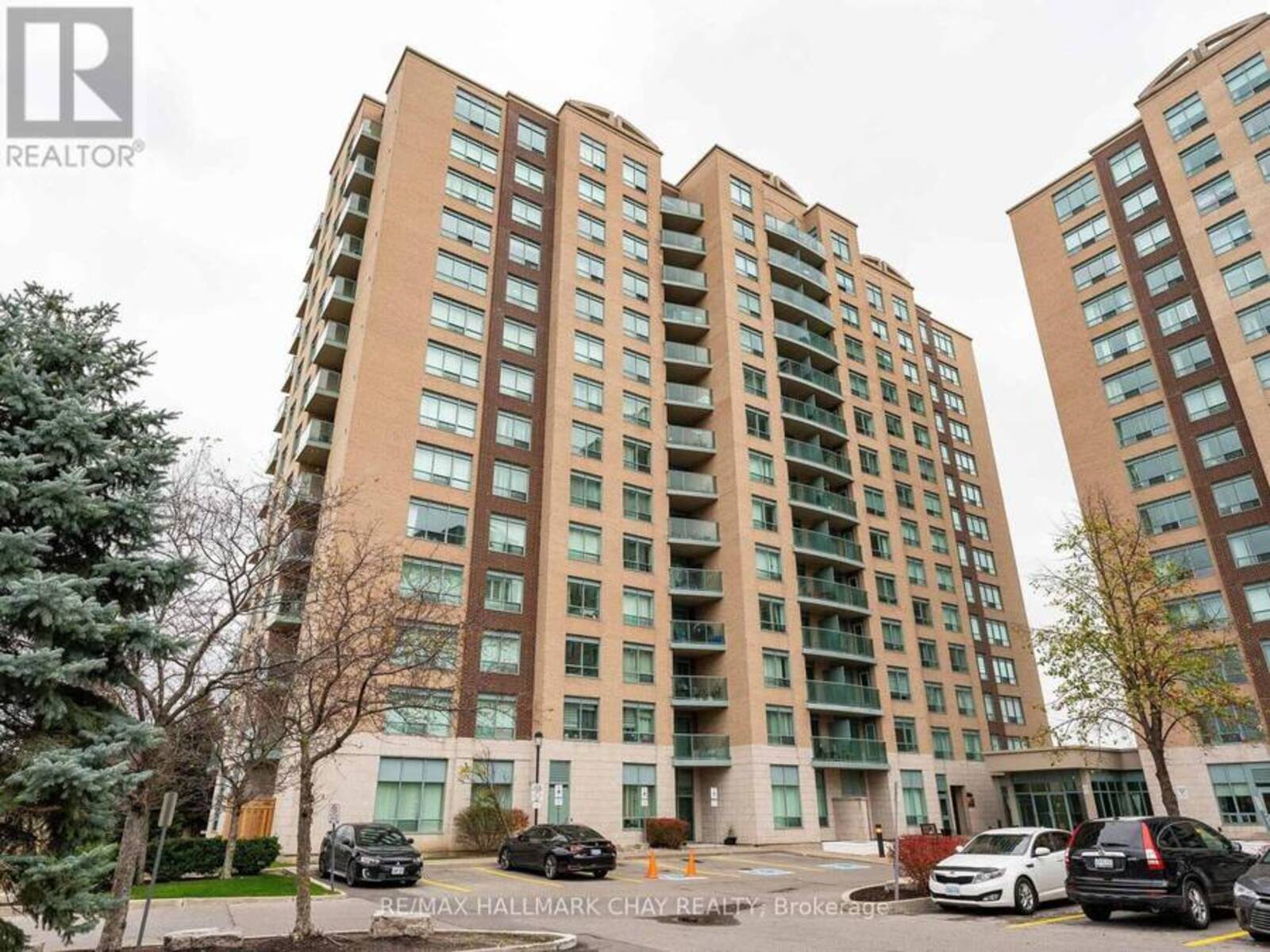 406 - 11 ONEIDA CRESCENT, Richmond Hill, Ontario L4B 0A1