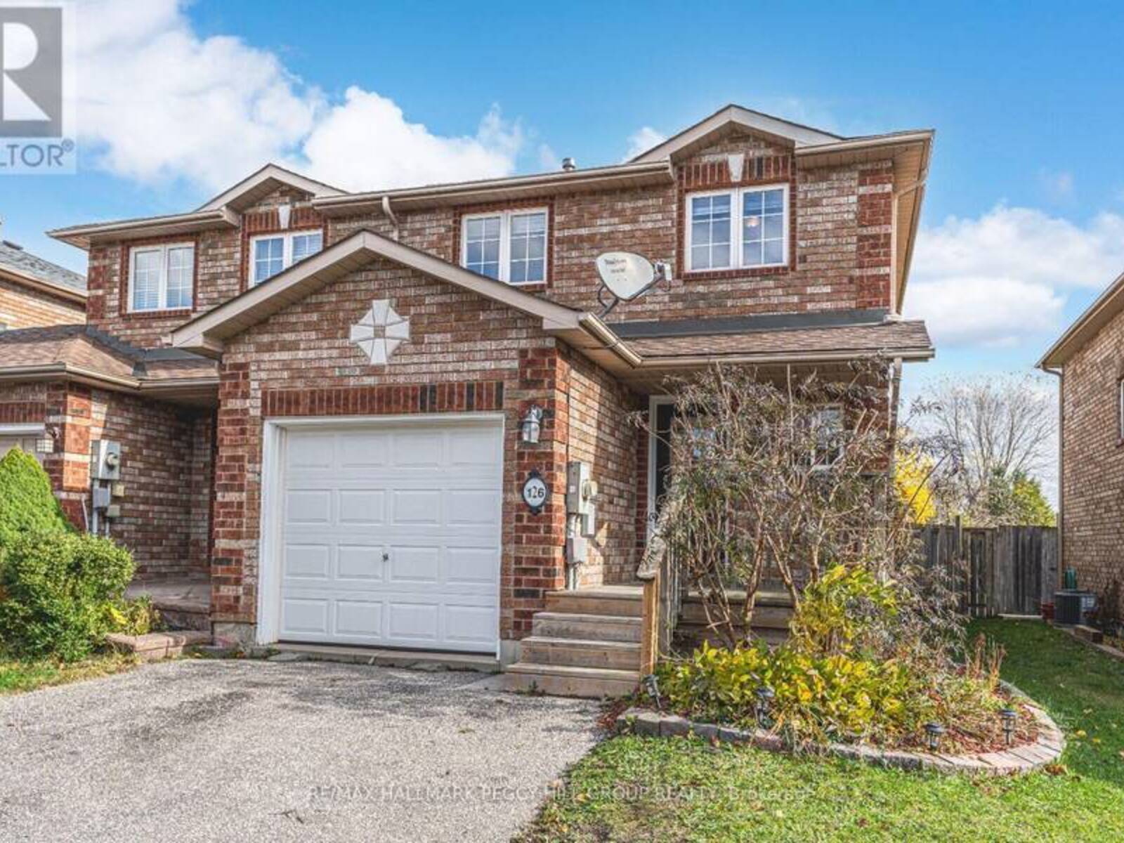 126 DUNSMORE LANE, Barrie, Ontario L4M 6Z7