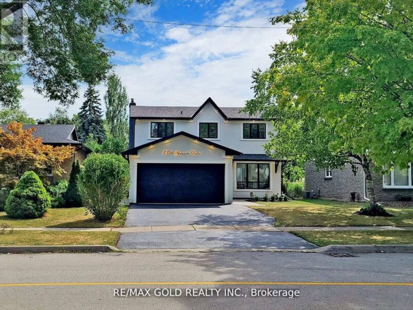 2346 YOLANDA DRIVE, Oakville, Ontario L6L 2H8