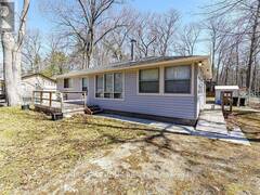 15 FREDRICK AVENUE Tiny Ontario, L0L 1P1