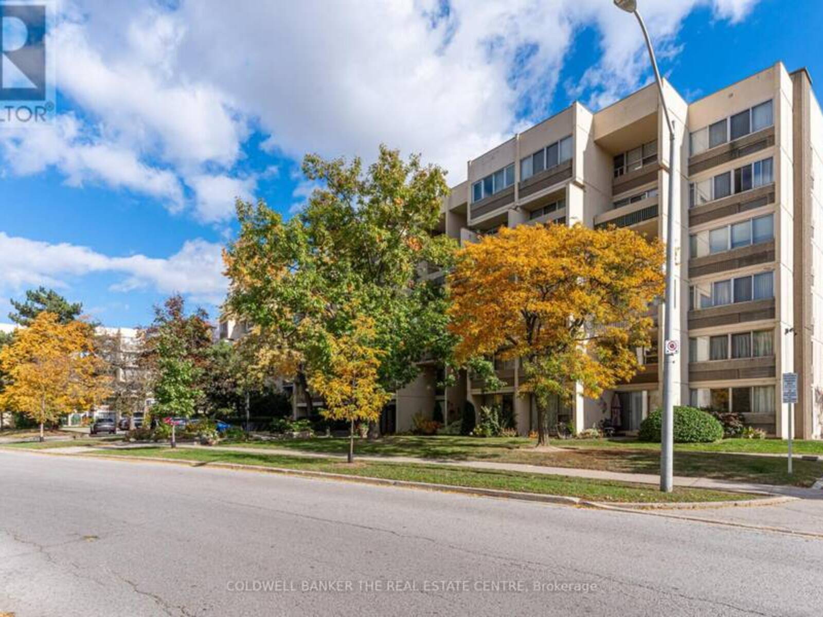 125 - 1300 MARLBOROUGH COURT, Oakville, Ontario L6H 2S2