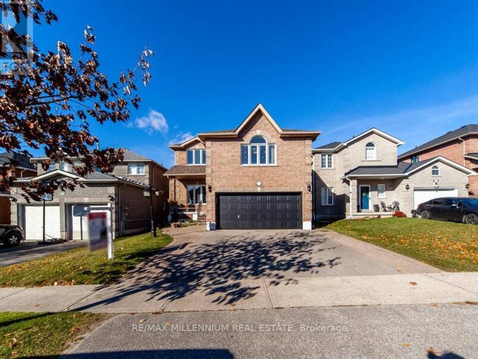 24 JESSICA DRIVE, Barrie, Ontario L4N 5S5