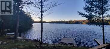 397 HEALEY LAKE WATER | The Archipelago Ontario | Slide Image Eighteen