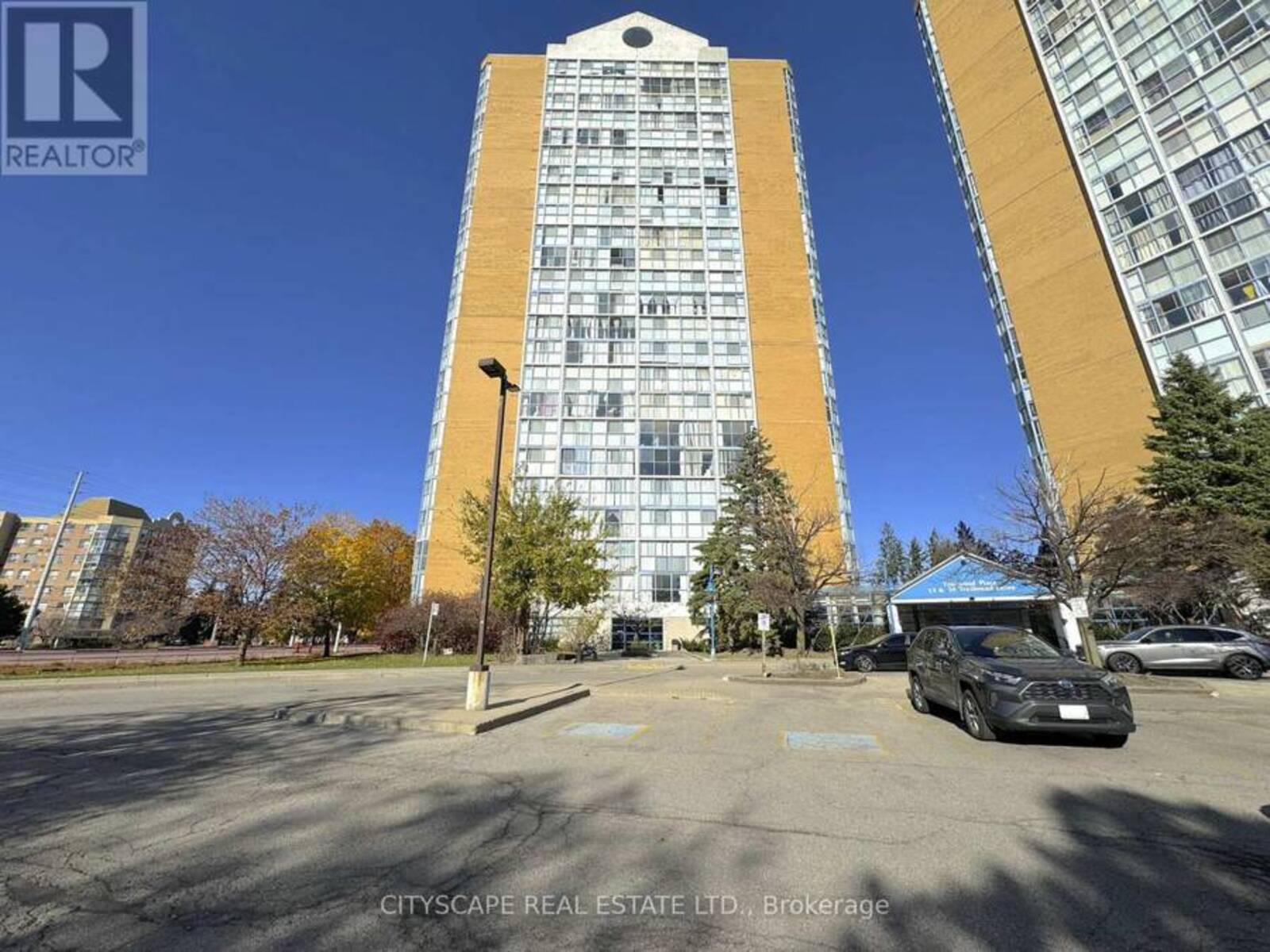 1108 - 25 TRAILWOOD DRIVE, Mississauga, Ontario L4Z 3K9