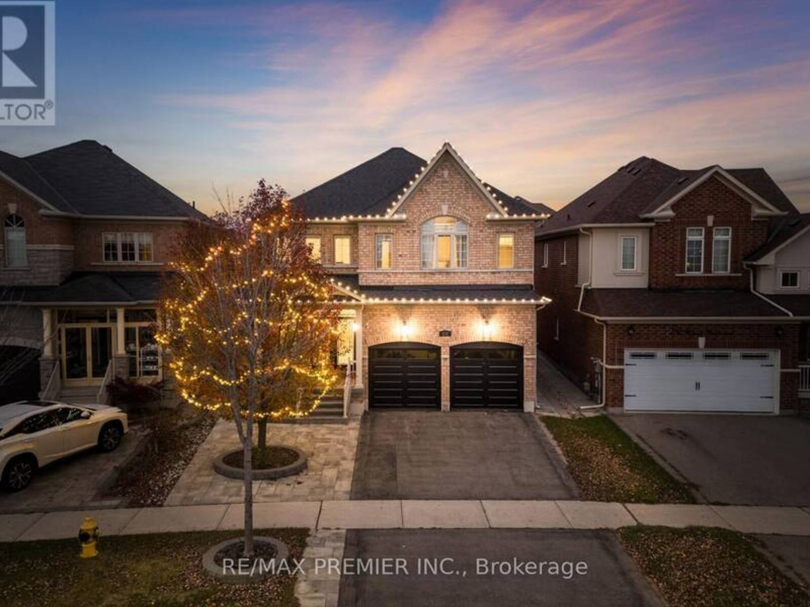 172 RETREAT BOULEVARD, Vaughan, Ontario L4H 0T9