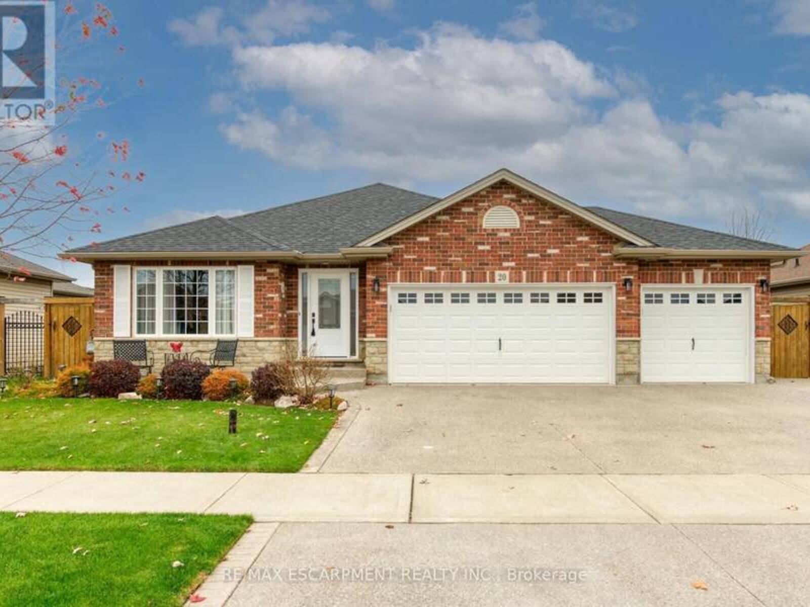 20 HELEN DRIVE E, Haldimand, Ontario N0A 1H0