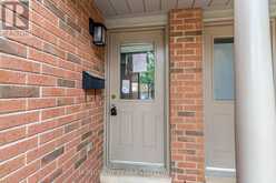 11 - 2920 HEADON FOREST DRIVE | Burlington Ontario | Slide Image Three