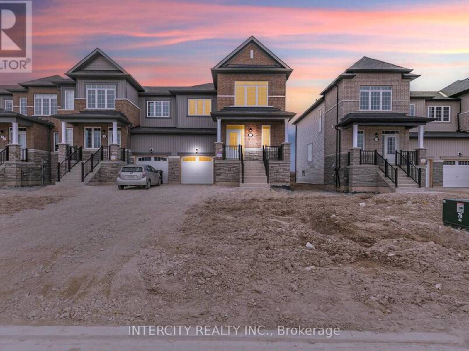 11 CARRIAGE LANE N, Wasaga Beach, Ontario L9Z 0L8