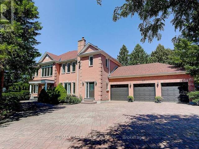 32 STONEGATE STREET Whitchurch-Stouffville Ontario, L4A 3C1