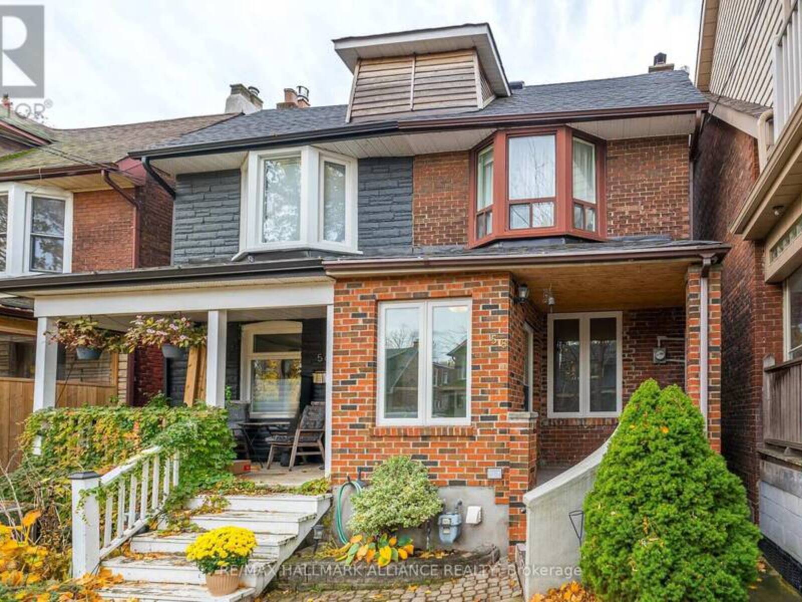 58 MONARCH PARK AVENUE, Toronto, Ontario M4J 4P8