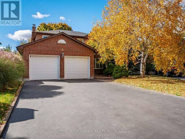 51 HOUSEMAN CRESCENT Richmond Hill Ontario, L4C 7R9