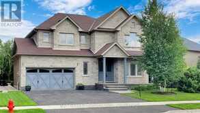 208 JOHN FREDERICK DRIVE | Hamilton Ontario | Slide Image One