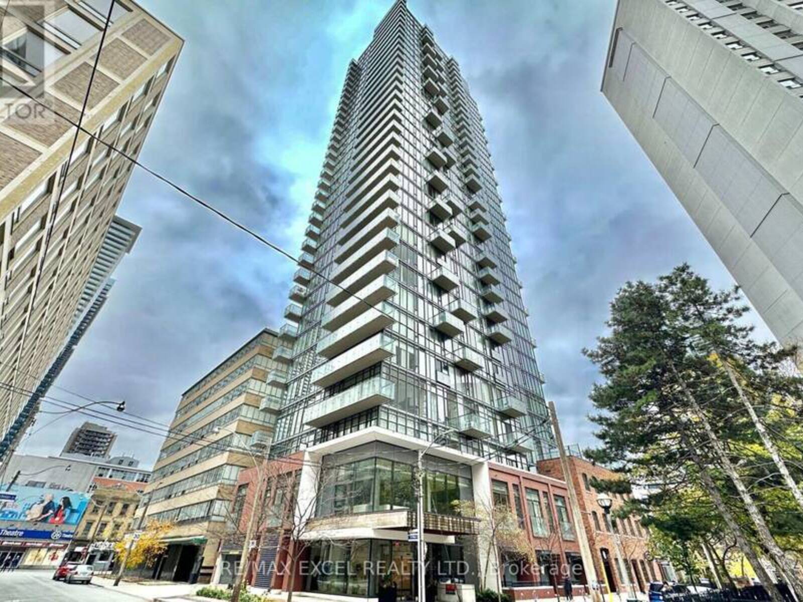 2403 - 75 ST NICHOLAS STREET, Toronto, Ontario M4Y 0A5