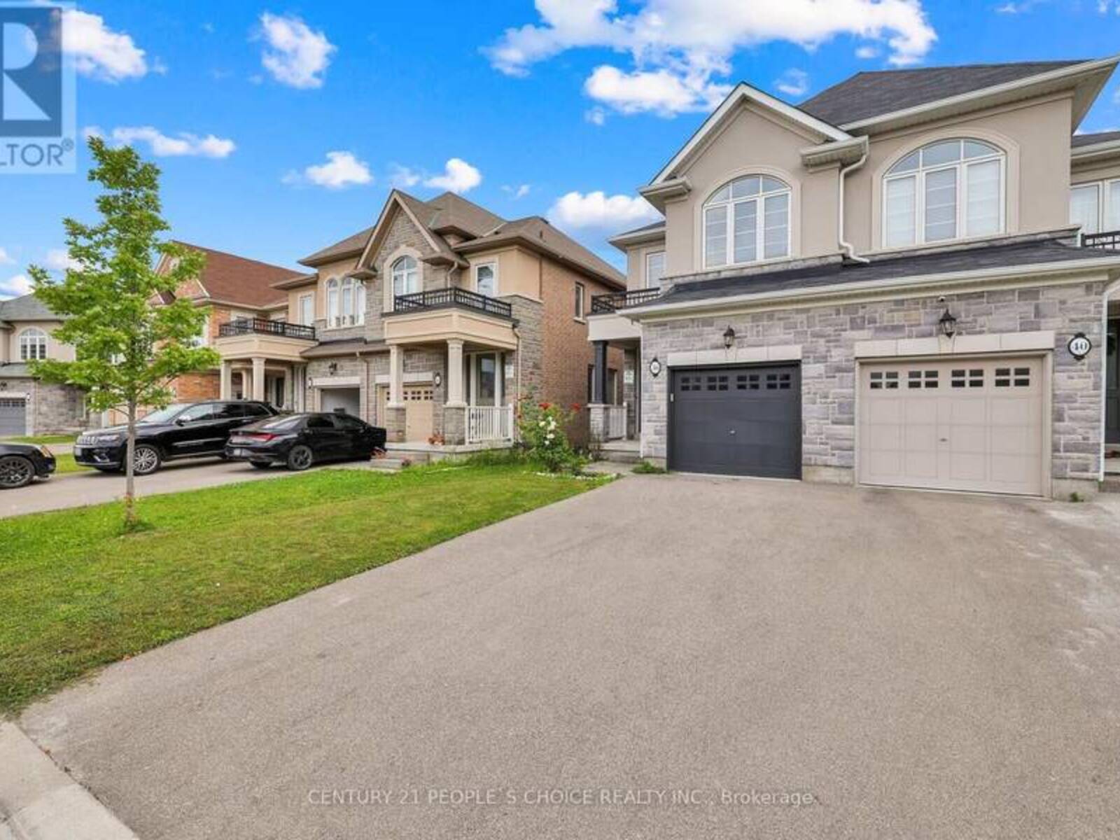 38 NARBONNE CRESCENT, Hamilton, Ontario L8J 0J7