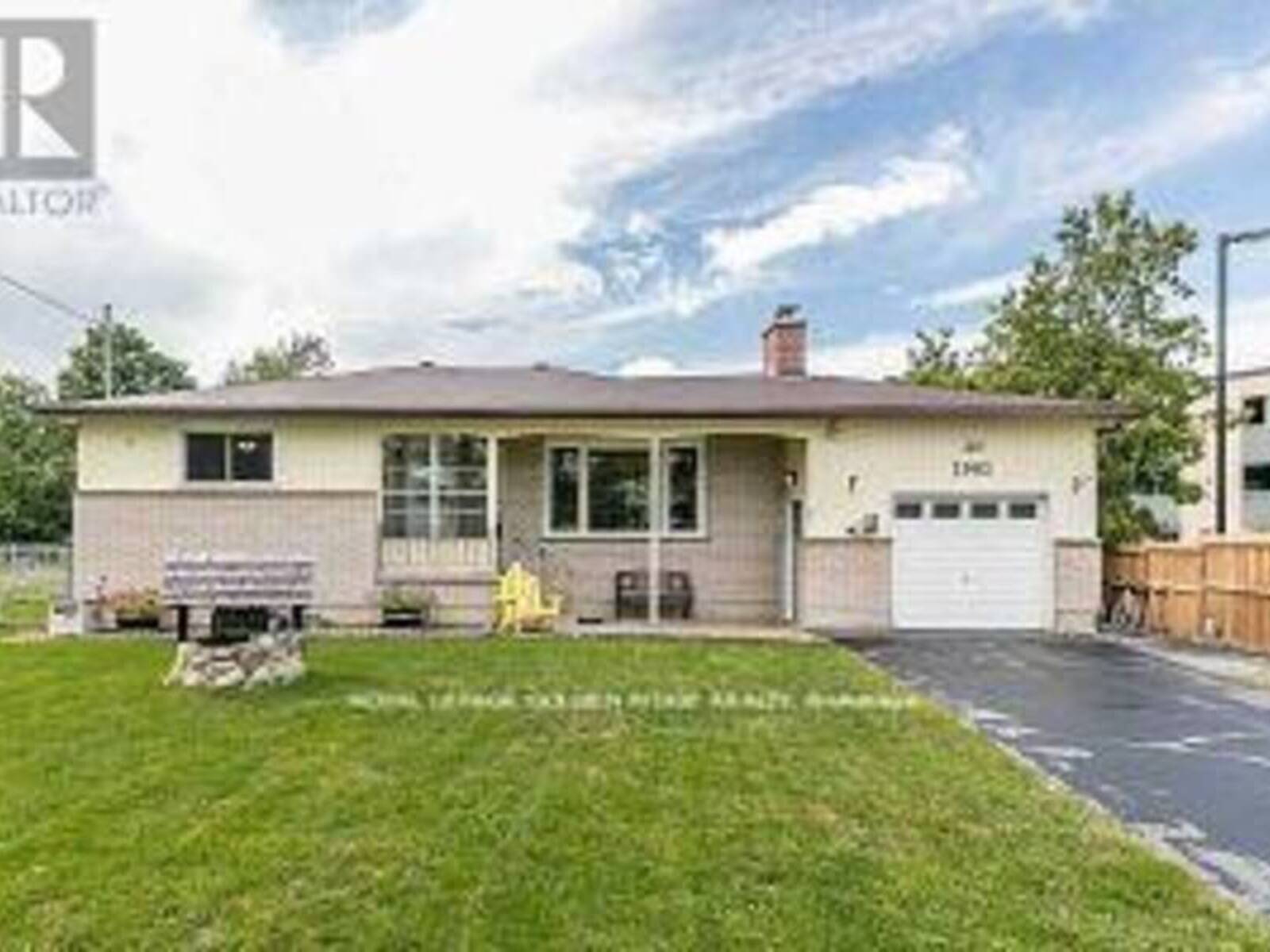 2082 LEA ROAD, Innisfil, Ontario L9S 1T3