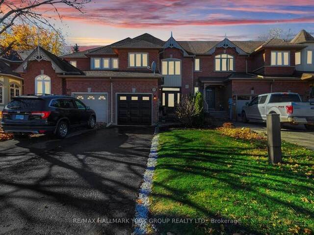 329 WARNER CRESCENT Newmarket Ontario, L3X 2G7