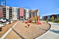 607 - 4 SPICE WAY S | Barrie Ontario | Slide Image Thirty-one