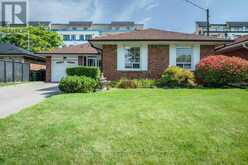 25 WIGMORE DRIVE | Toronto Ontario | Slide Image Two