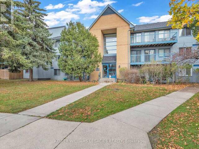 922 - 95 TRAILWOOD DRIVE Mississauga Ontario, L4Z 3L2