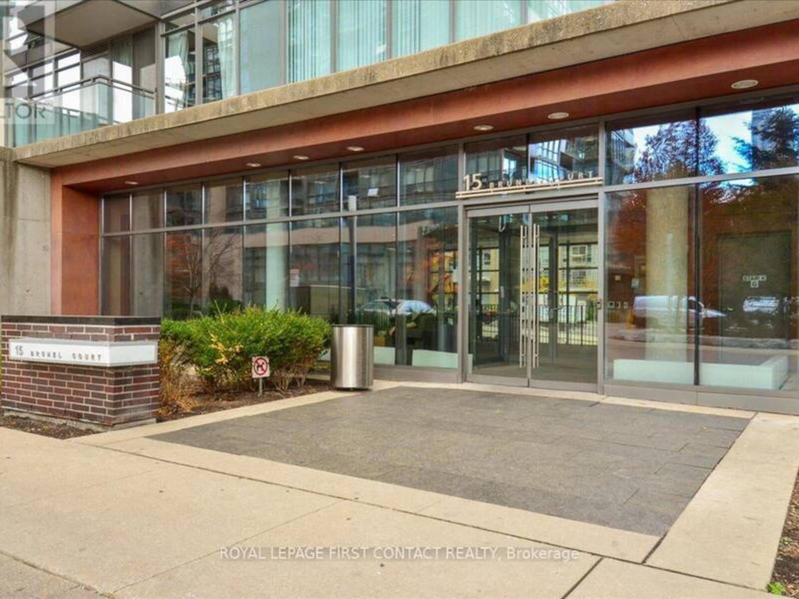 201 - 15 BRUNEL COURT, Toronto, Ontario M5V 3Y4