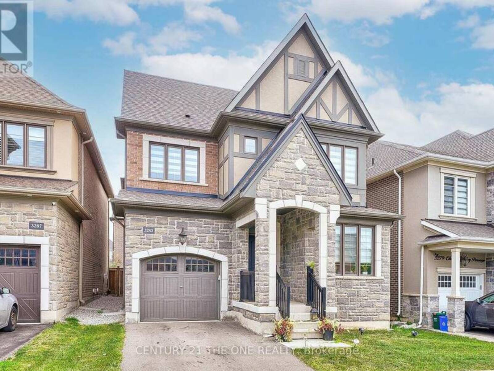 3283 CHARLES FAY PASSAGE, Oakville, Ontario L6M 5K1