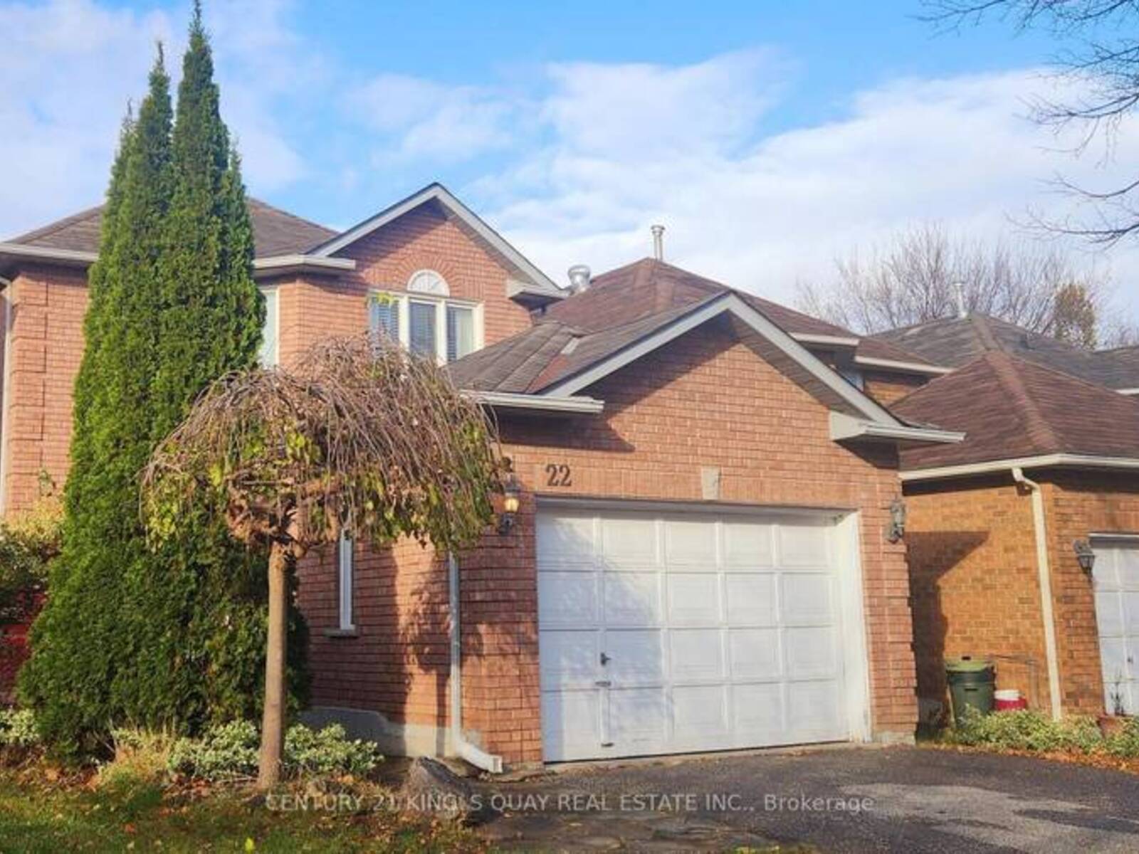 22 ELMPARK COURT, Richmond Hill, Ontario L4C 9T8