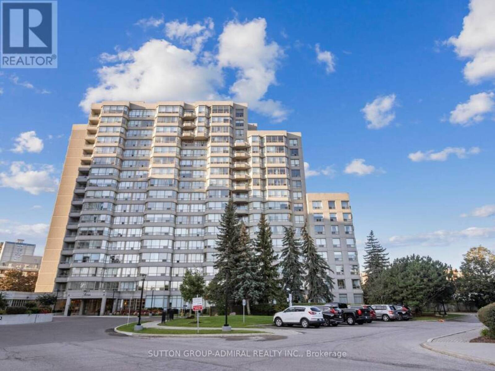 604 - 7 TOWNSGATE DRIVE, Vaughan, Ontario L4J 7Z9