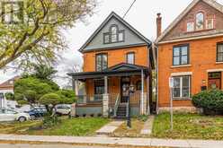 109 FAIRLEIGH AVENUE S | Hamilton Ontario | Slide Image One