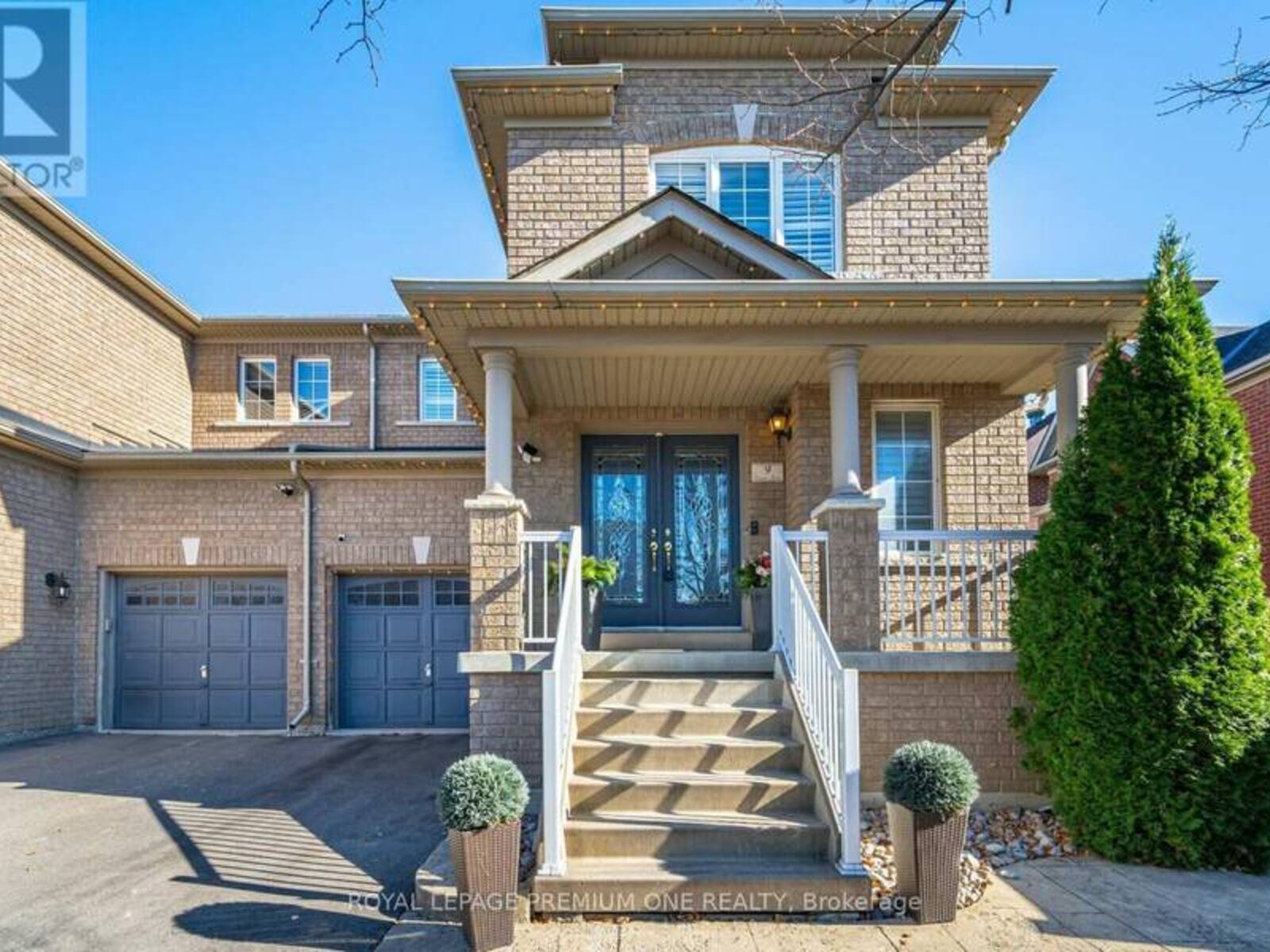 9 ROSARIO DRIVE, Vaughan, Ontario L4H 3K9