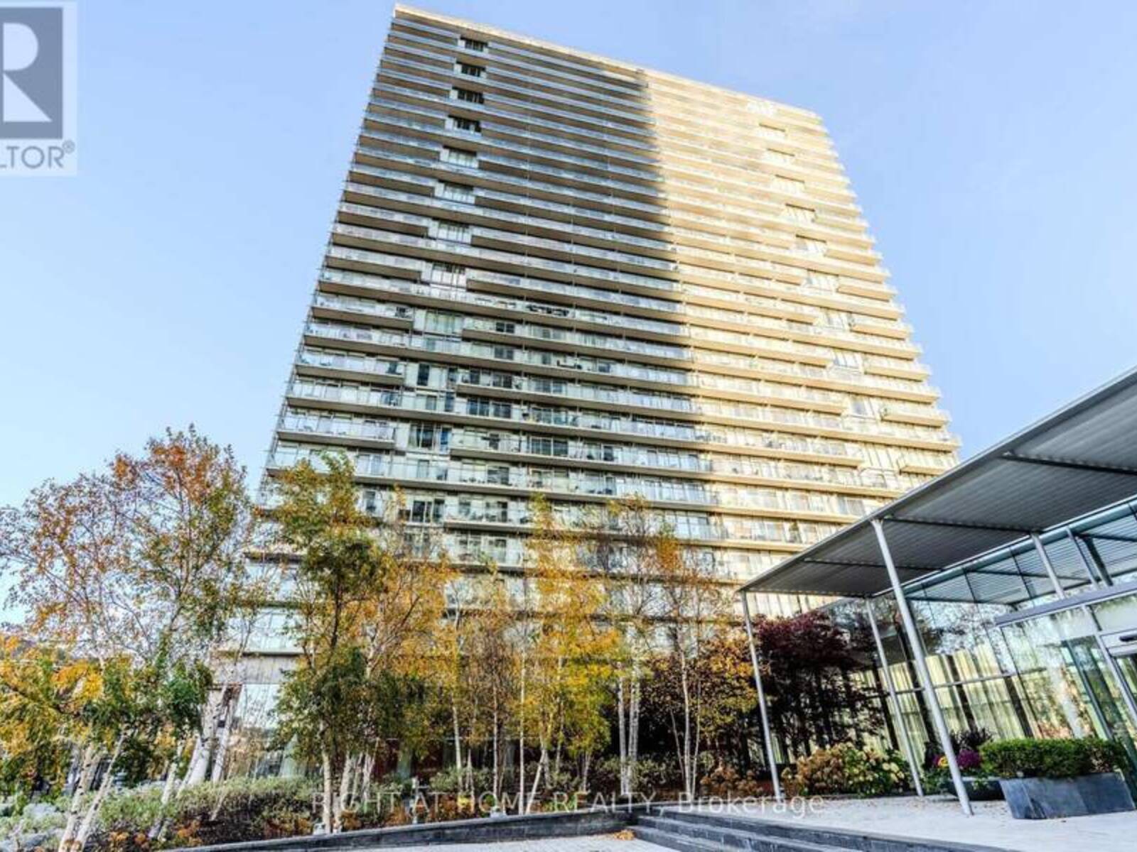 2610 - 103 THE QUEENSWAY, Toronto, Ontario M6S 5B3