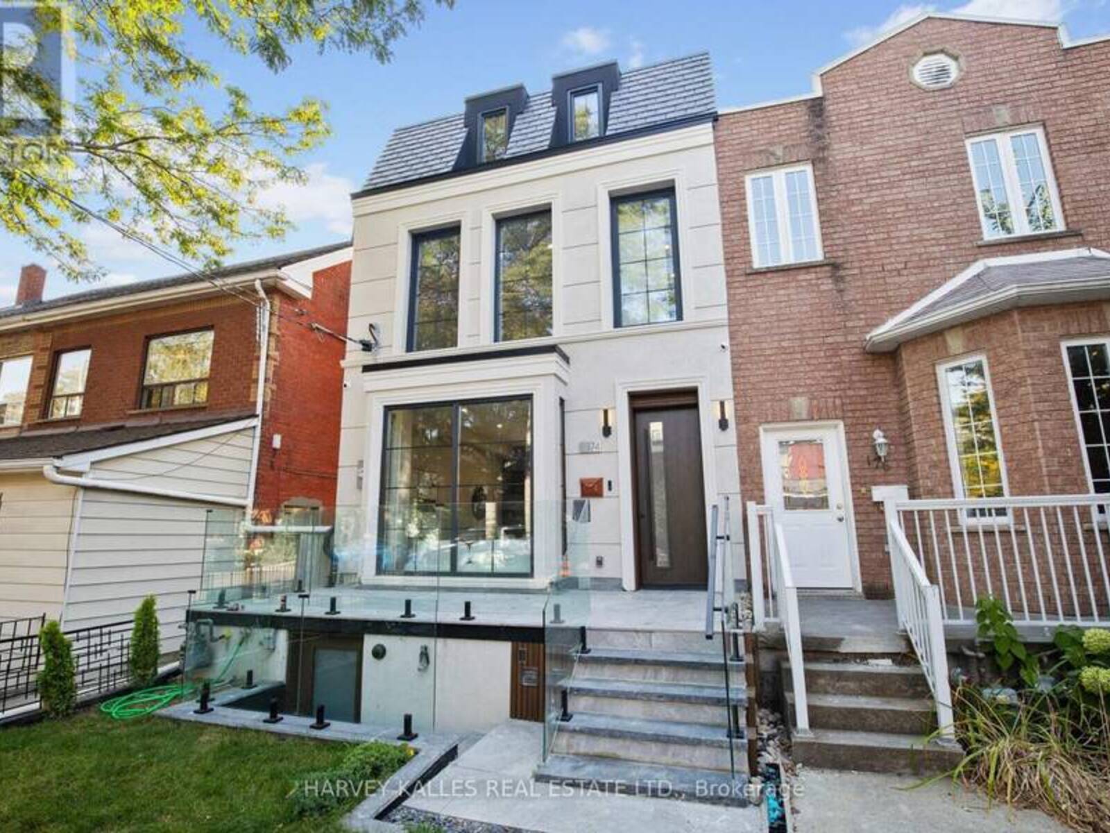 174 LISGAR STREET, Toronto, Ontario M6J 3G3