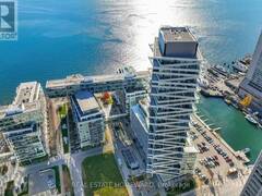 902 - 29 QUEENS QUAY E Toronto Ontario, M5E 0A4