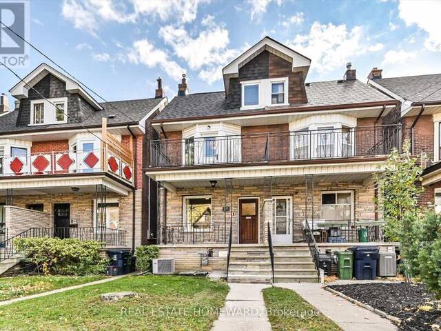 27 STRATHMORE BOULEVARD Toronto Ontario, M4J 1P1