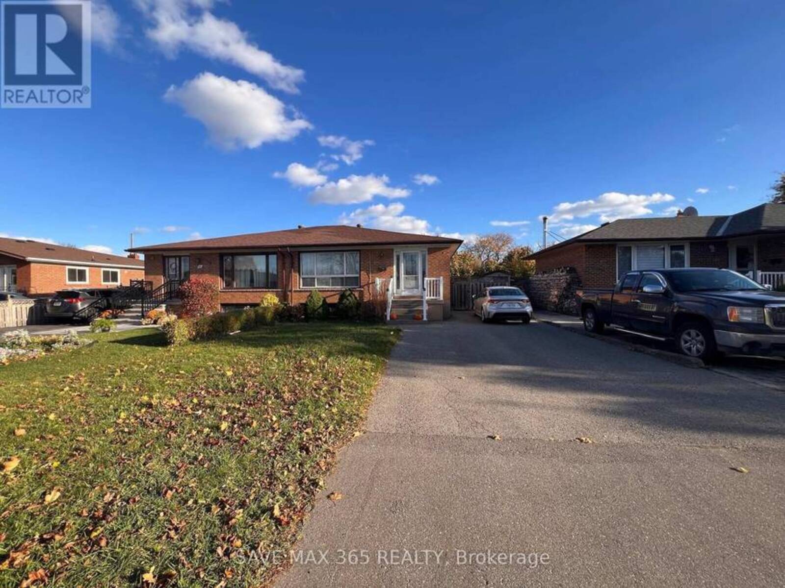 40 ASHWOOD CRESCENT, Brampton, Ontario L6T 1M2